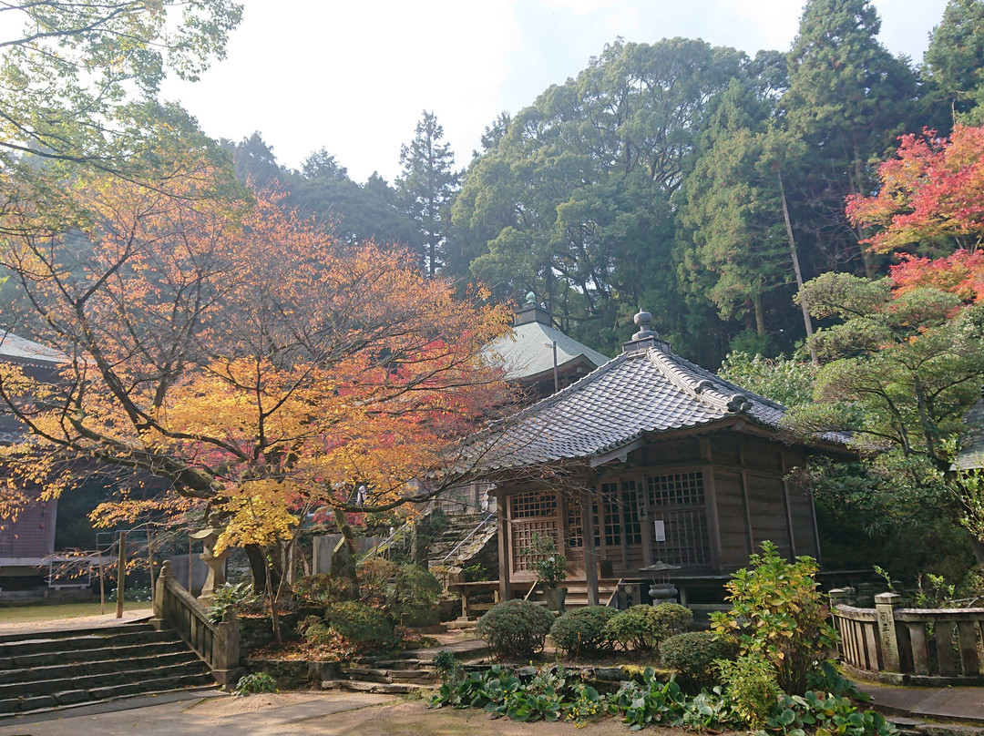 Sankaku Shrine-四国中央市必去景点