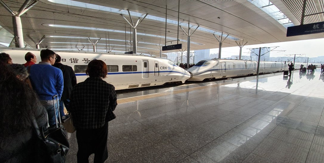 上海虹桥火车站景点图片