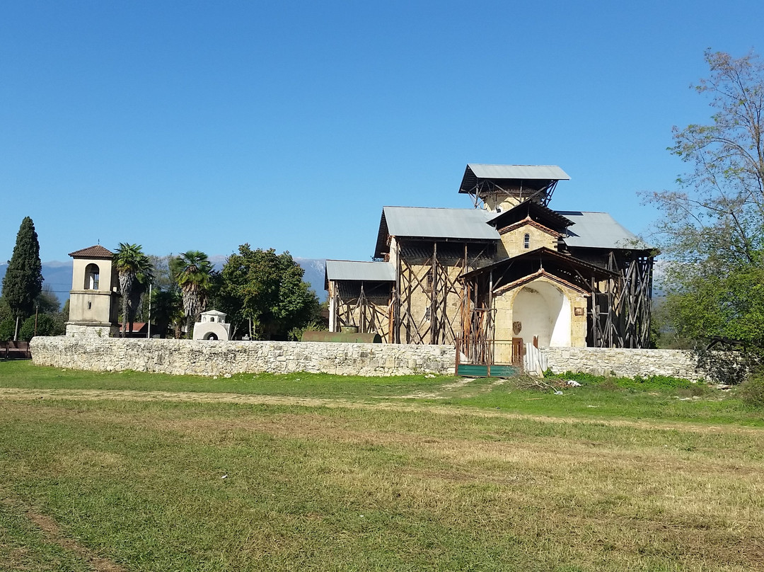 Uspeniya Bogoroditsy Church-Likhni必去景点