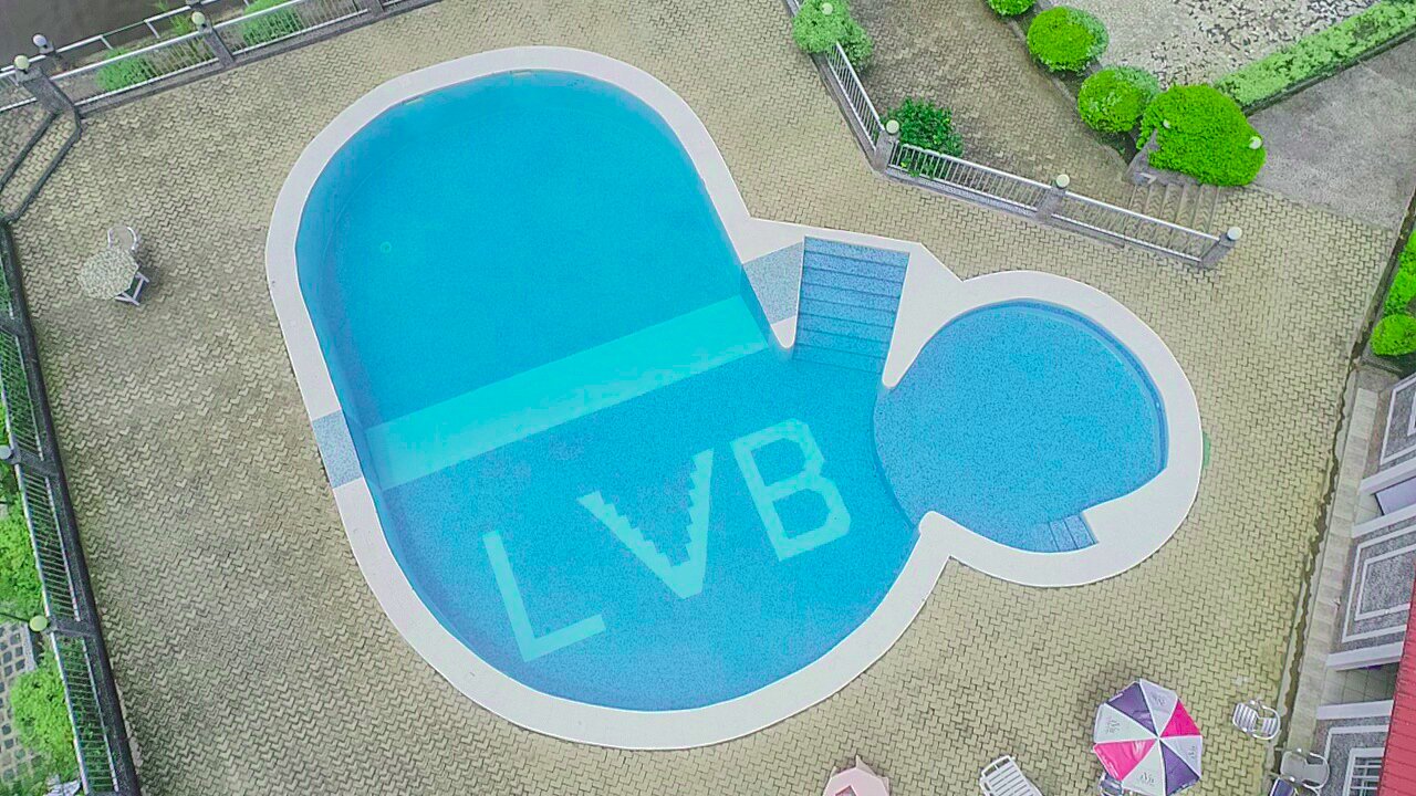 La Vallée de Bana-官方
