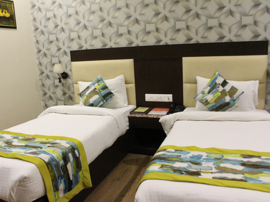 金苹果酒店主图