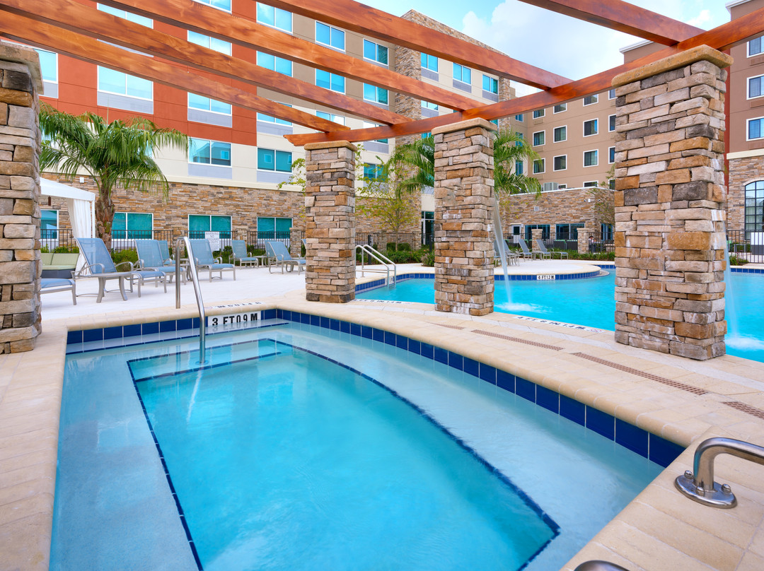 Staybridge Suites Gainesville I-75 by IHG主图