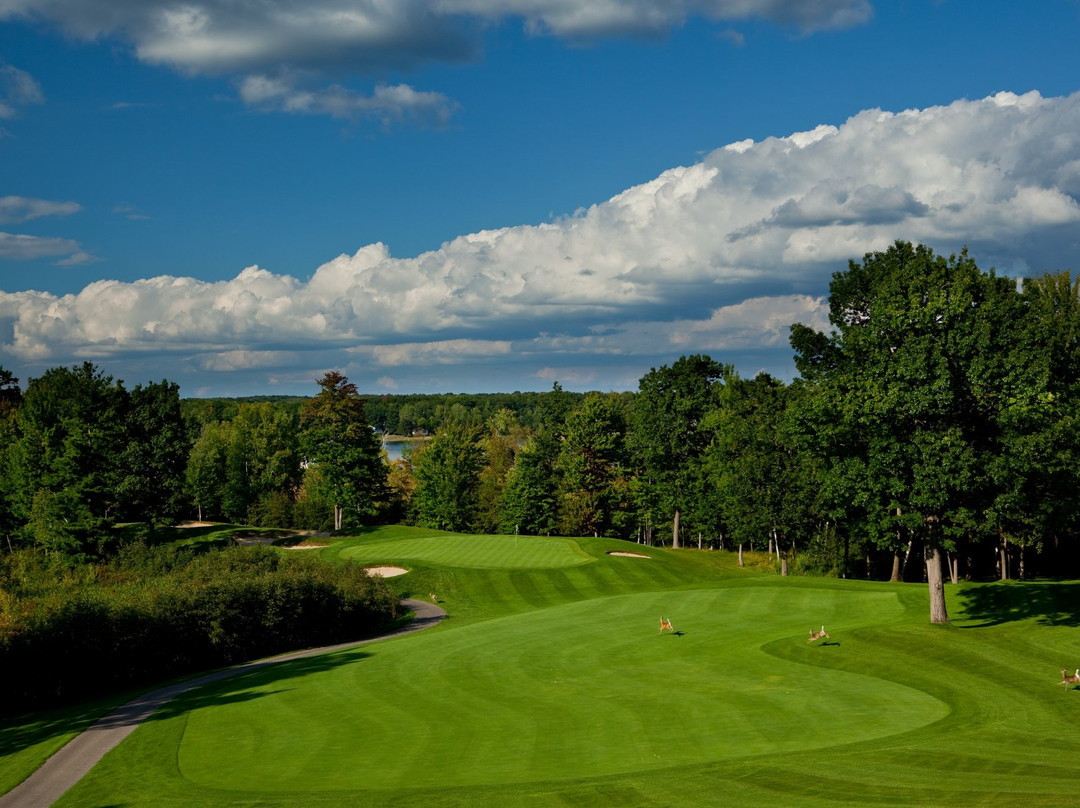 Tullymore Golf Club景点图片