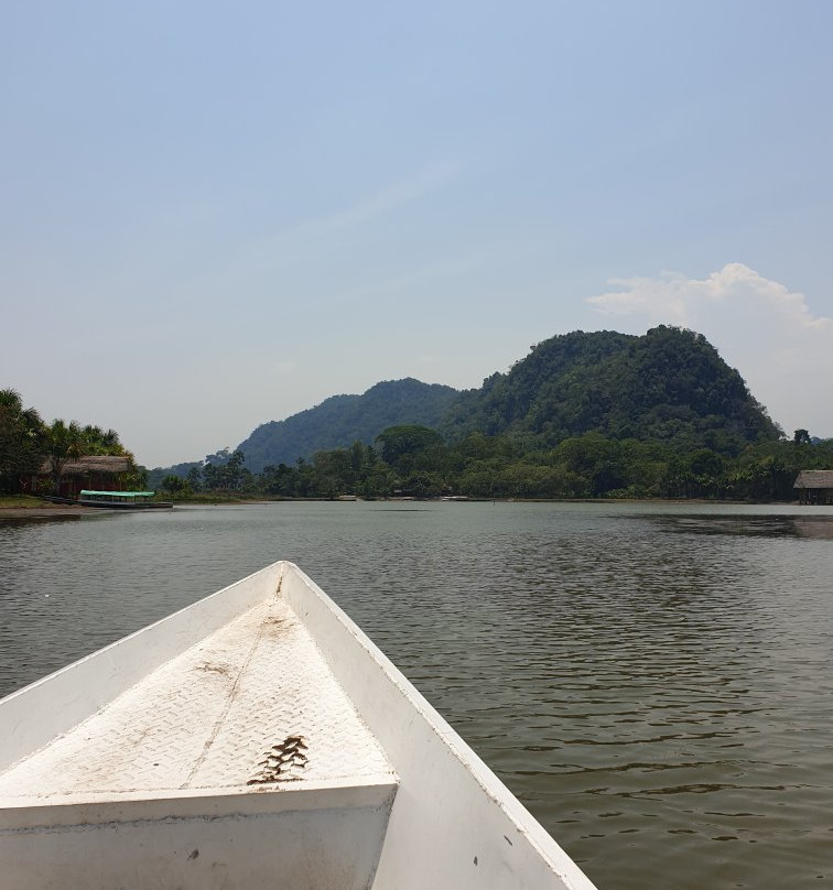 Laguna de Los Milagros景点图片