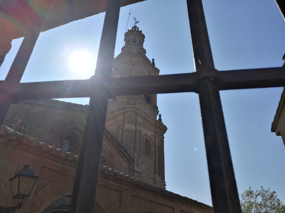 Iglesia Romanica de San Andres-Villamayor de Monjardin必去景点