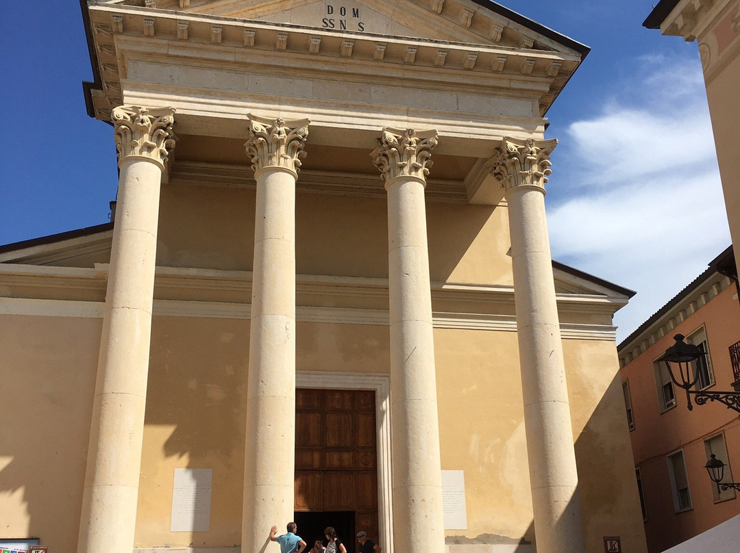 Chiesa Parrocchiale Dei Santi Nicolò E Severo景点图片