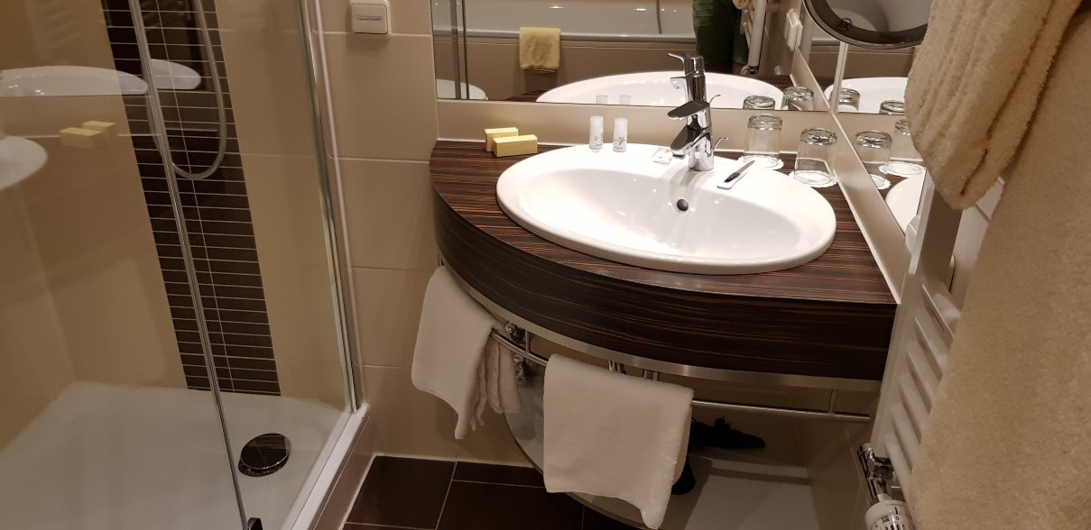 TRIHOTEL 罗斯托克 – 仅限成年人的健康酒店-浴室