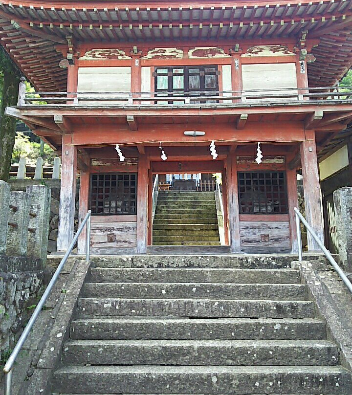 Wakamiya Hachimangu Shrine景点图片