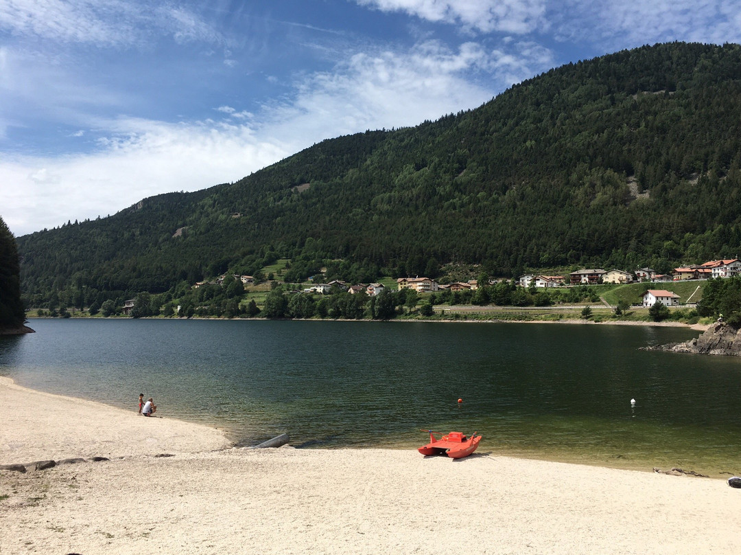 Lago delle Buse景点图片