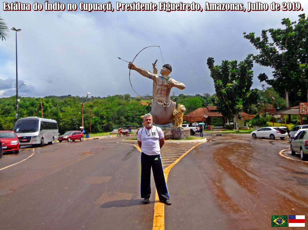 Estatua do Indio no Cupuacu
