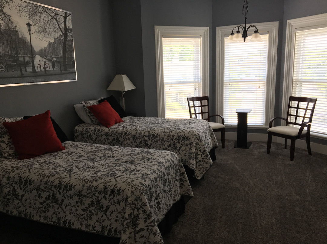 Captain Bell House Bed & Breakfast主图