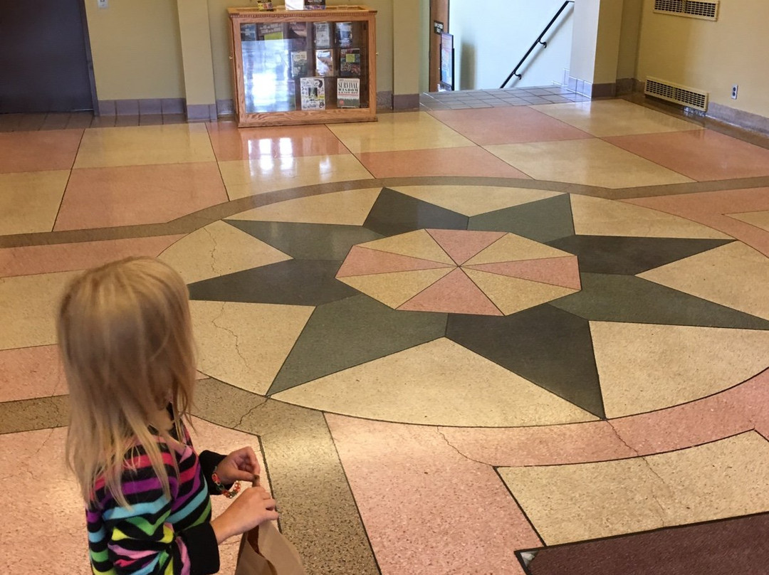 International Falls Public Library-International Falls必去景点