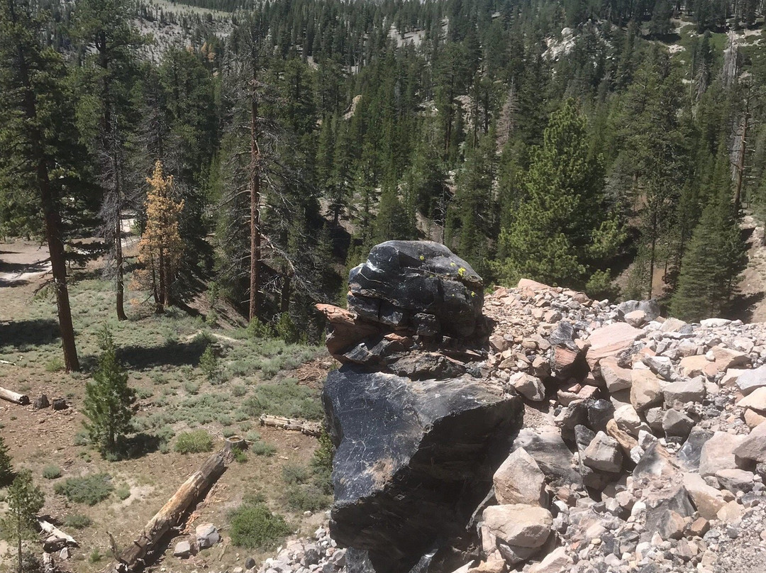 Obsidian Dome-马姆莫斯湖必去景点
