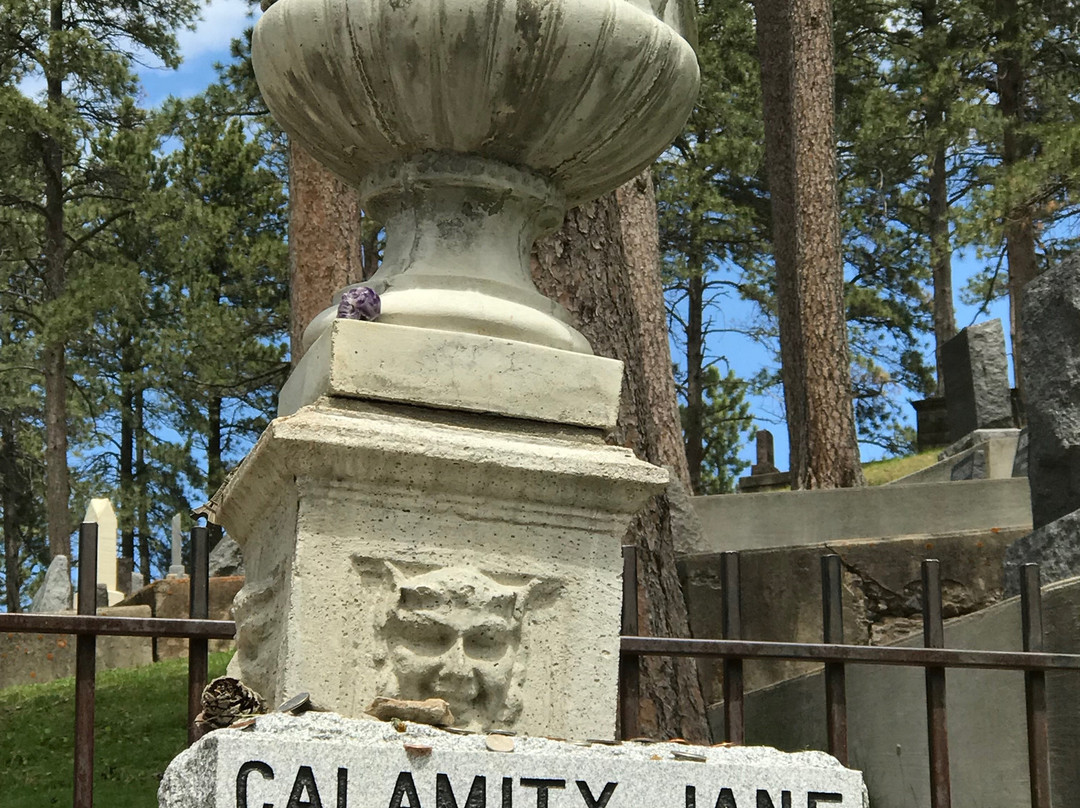 Mount Moriah Cemetery-戴德伍德必去景点