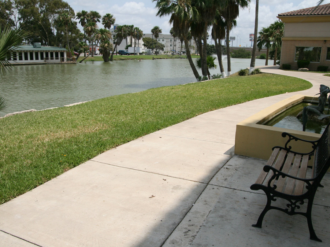 Holiday Inn Express & Suites Brownsville By IHG主图