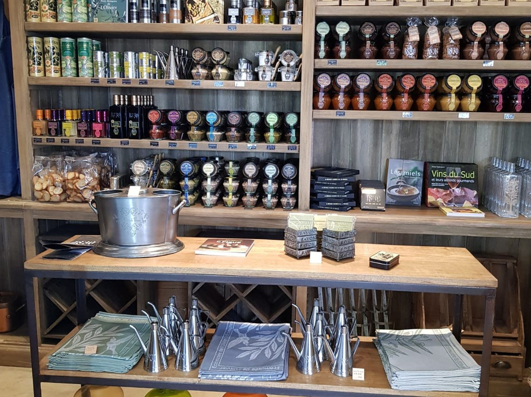 Comptoir Provencal Valbonne-瓦尔博讷必去景点