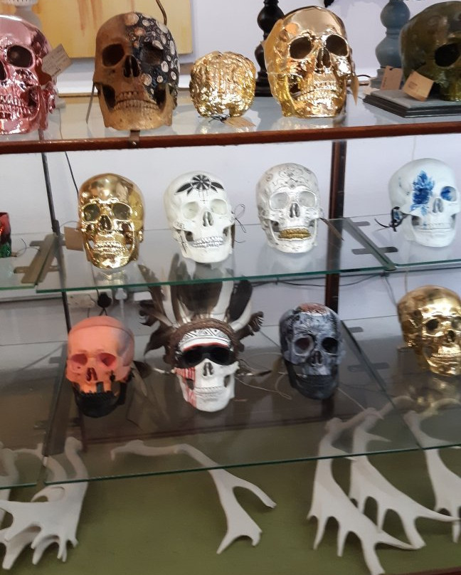 Sobeit Store & Hong Kong Charlie Sushi Cafe-Muizenberg必去景点