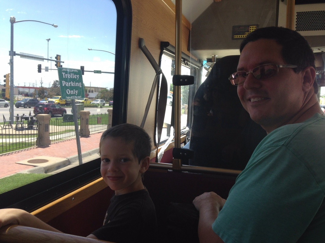 Dodge City Historic Trolley Tour-道奇城必去景点