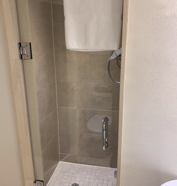 维多利亚酒店主图