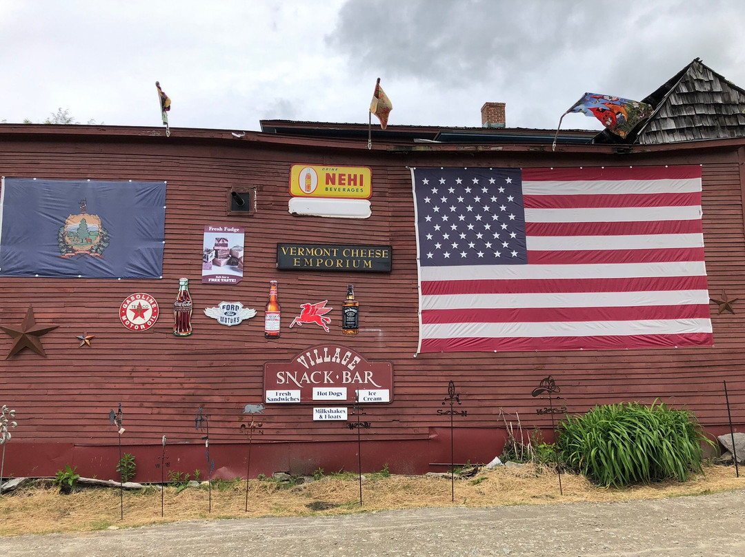 Weston Village Store-Weston必去景点