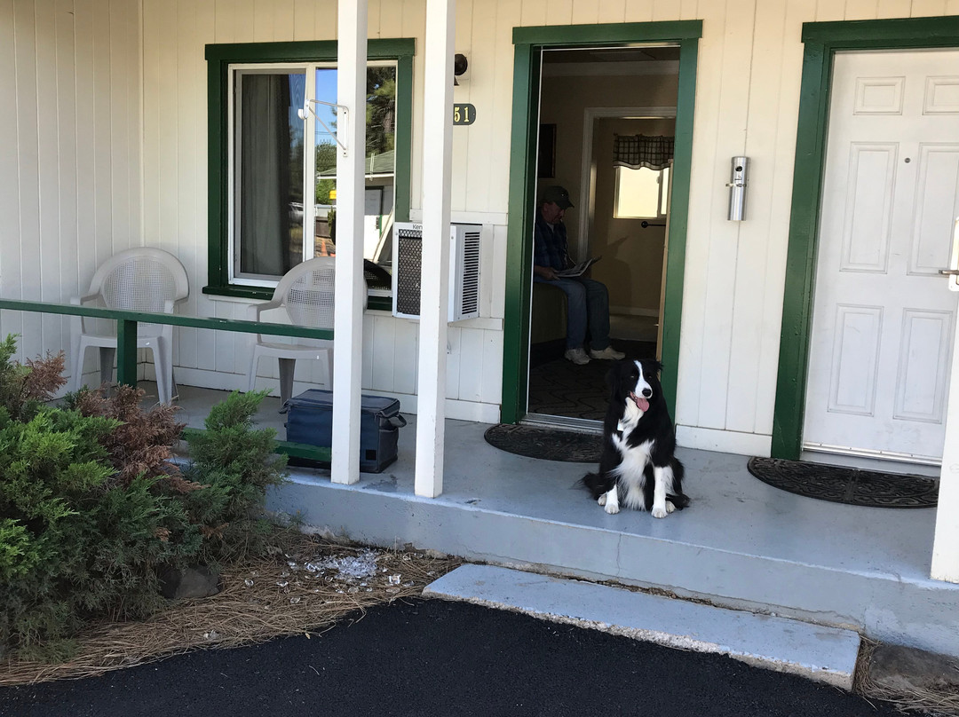 Green Gables Motel & Suites主图