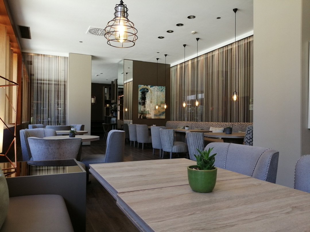 万豪巴伦西亚交流酒店主图