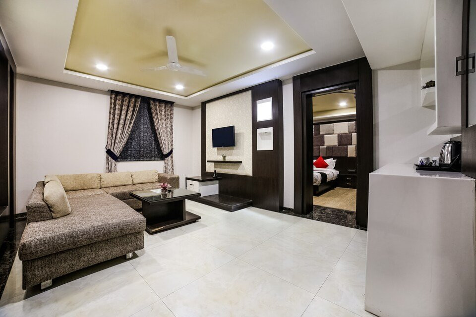 Hotel Crystal Park主图