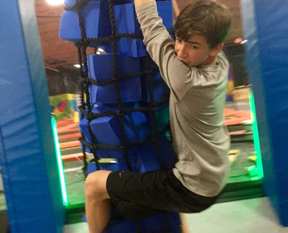 Urban Air Adventure Park Delco景点图片