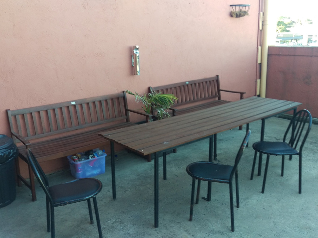 Nightcap at Federal Hotel主图