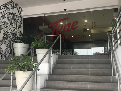 美音酒店-古晋海滨主图