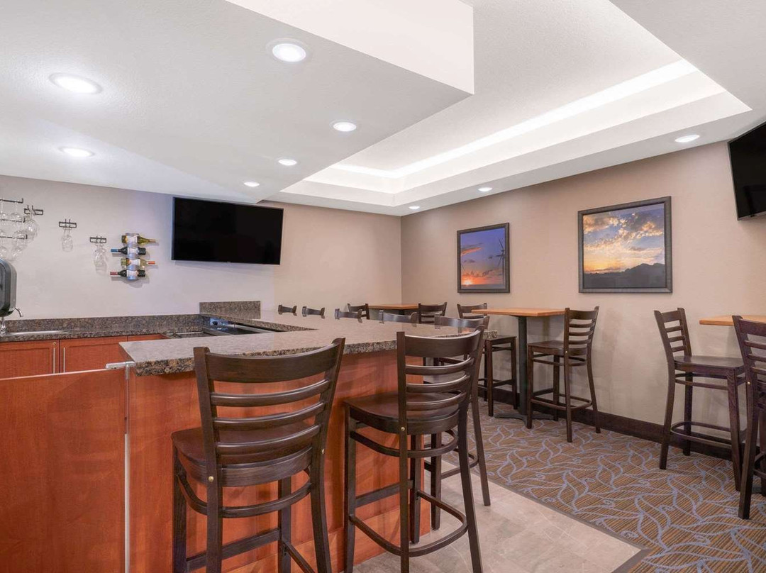 AmericInn by Wyndham Windom主图