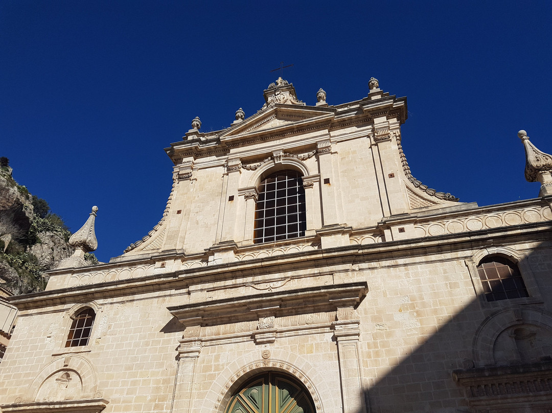 Parrocchia Collegiata S. Maria di Betlem-莫迪卡必去景点