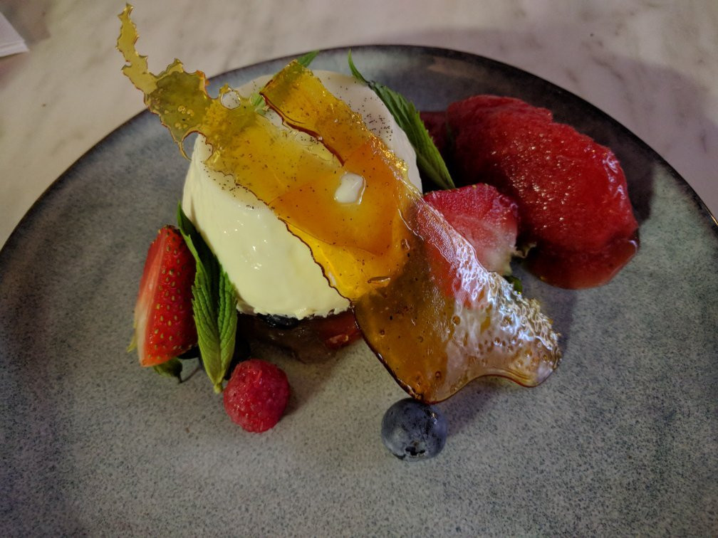 Hotel Gracelands主图