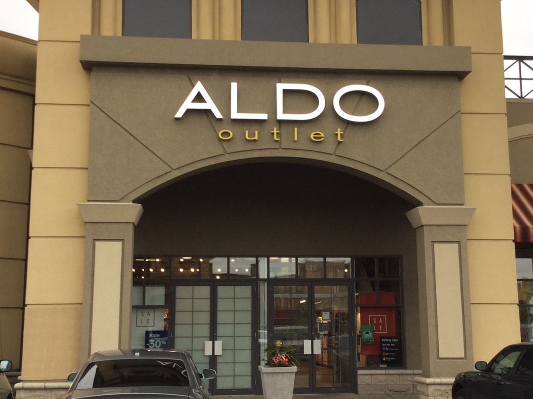 Windsor Crossing Premium Outlets-LaSalle必去景点