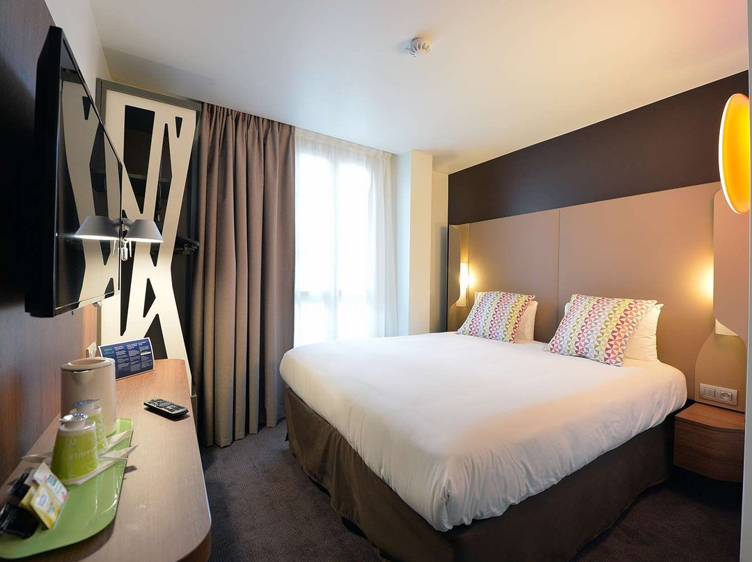 Campanile Paris Clichy Centre主图