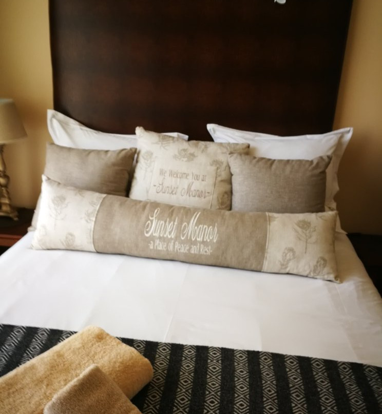 Sunset Manor Guesthouse主图