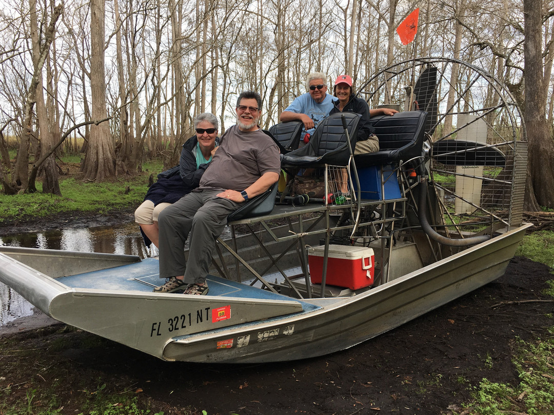 Switchgrass Outfitters & Airboat Tours景点图片