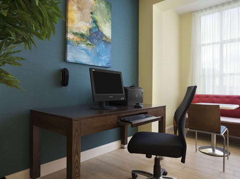 贝尔蒙特戴斯套房酒店主图