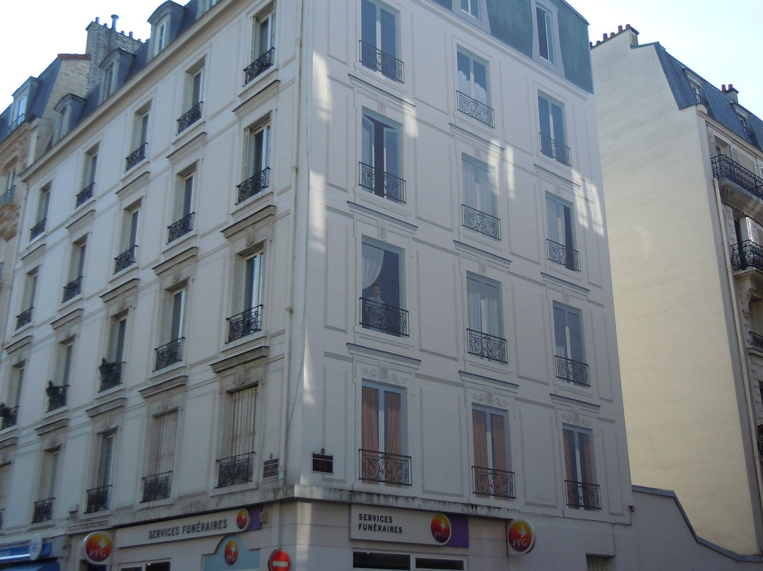 Fresque Le Voisin-勒瓦卢瓦-佩雷必去景点