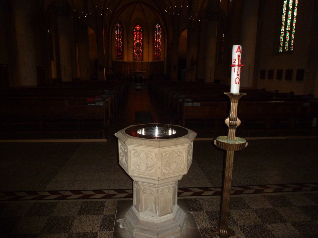 Herz Jesu Kirche-杜伊斯堡必去景点