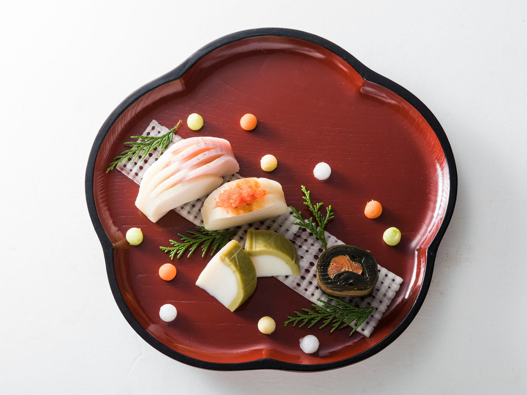 Sushikama Hompo Kawachiya (Kamaboko/Fishcake)-鱼津市必去景点