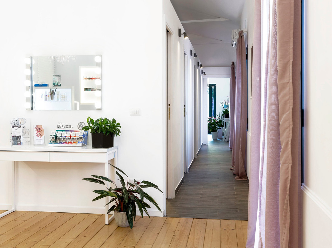 Delle Beauty Lounge-罗马必去景点