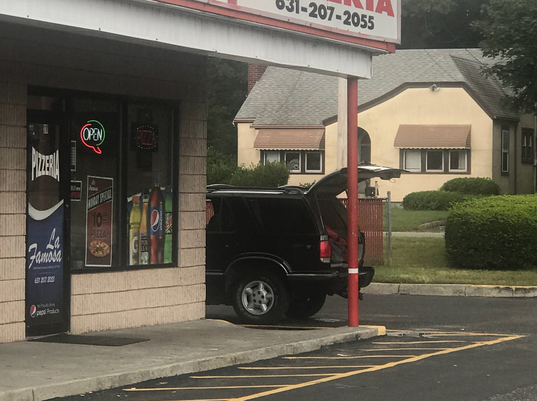 Holtsville餐馆和美食-La Famosa