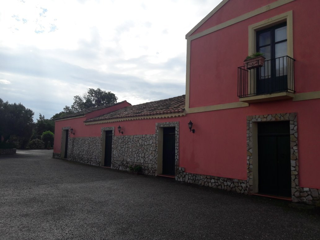 Agriturismo 'A Jinostrara