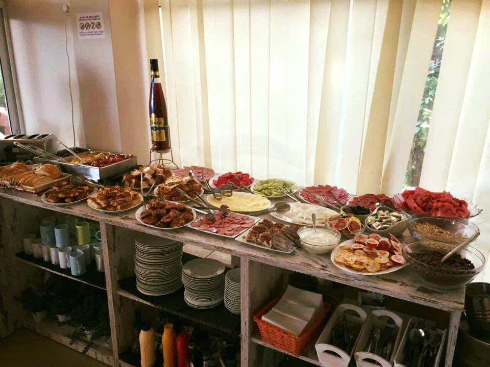 瑟勒纳海滩酒店