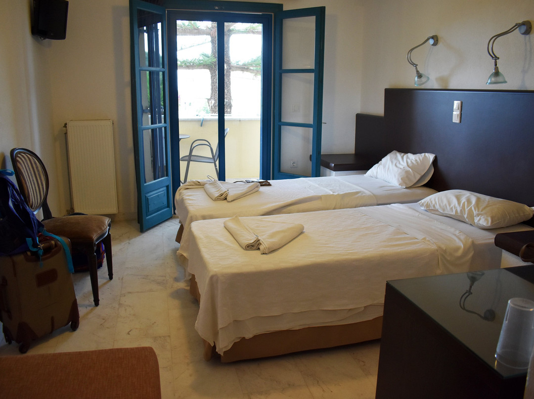 Karavostasi Beach Hotel主图