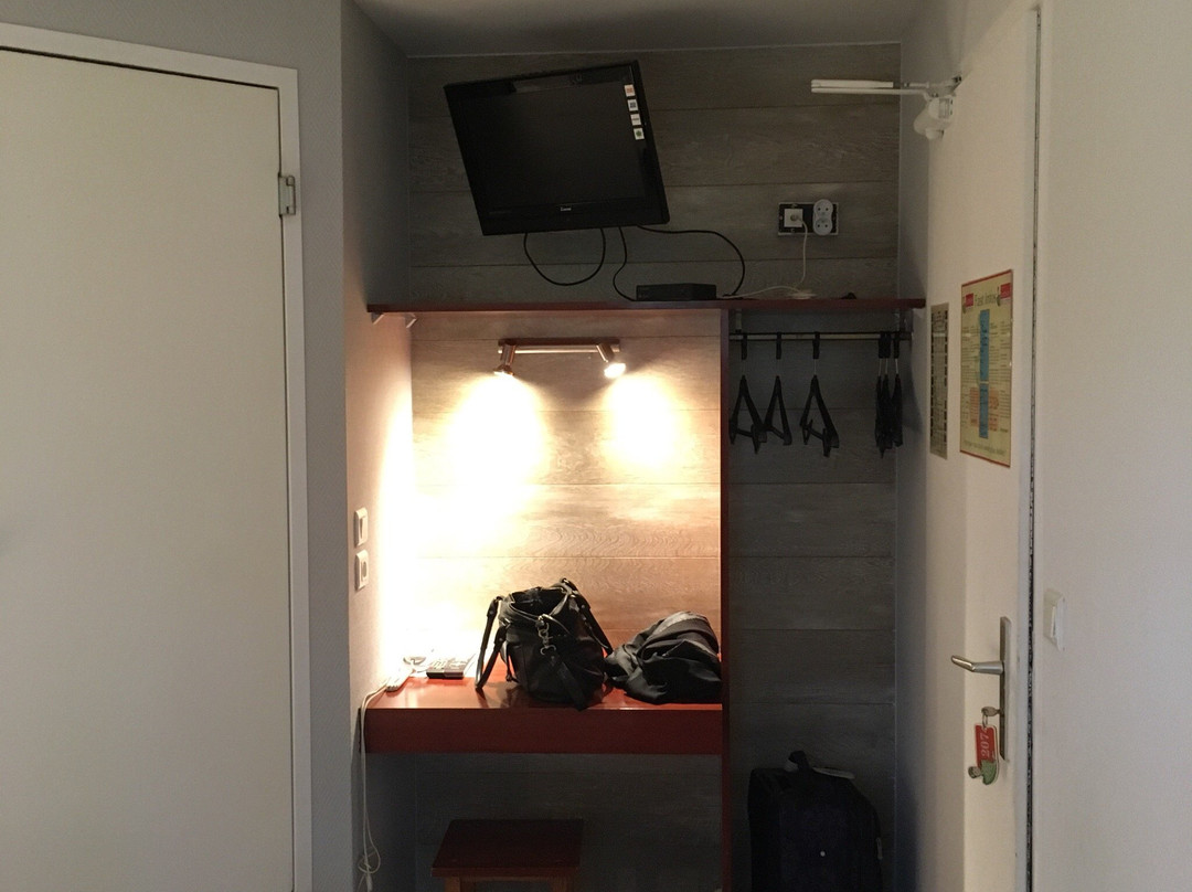 法斯特酒店主图