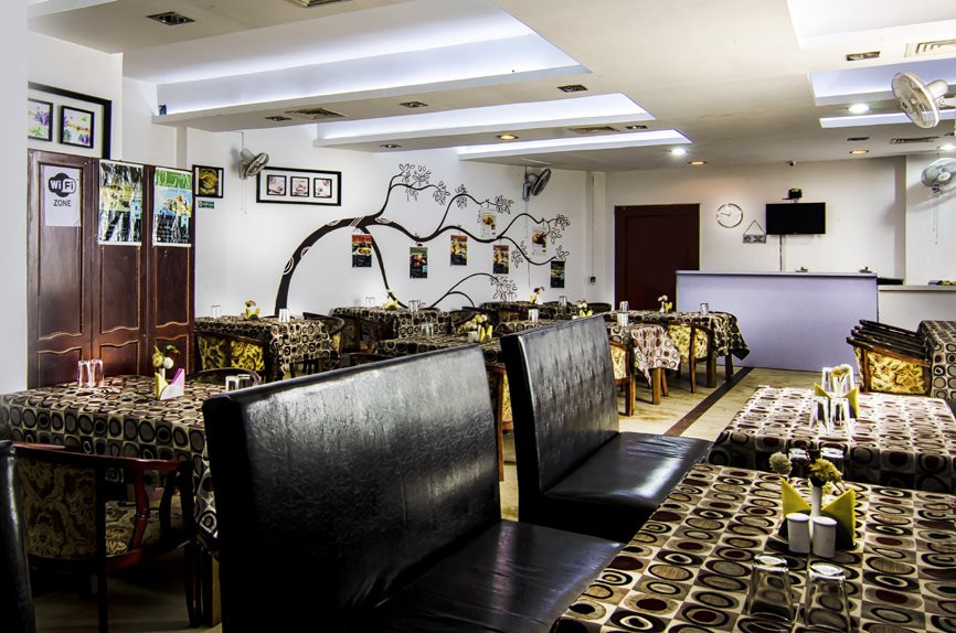 Hotel Akash Sarovar主图