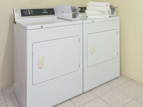 威尔克斯巴尔温德姆戴斯酒店主图