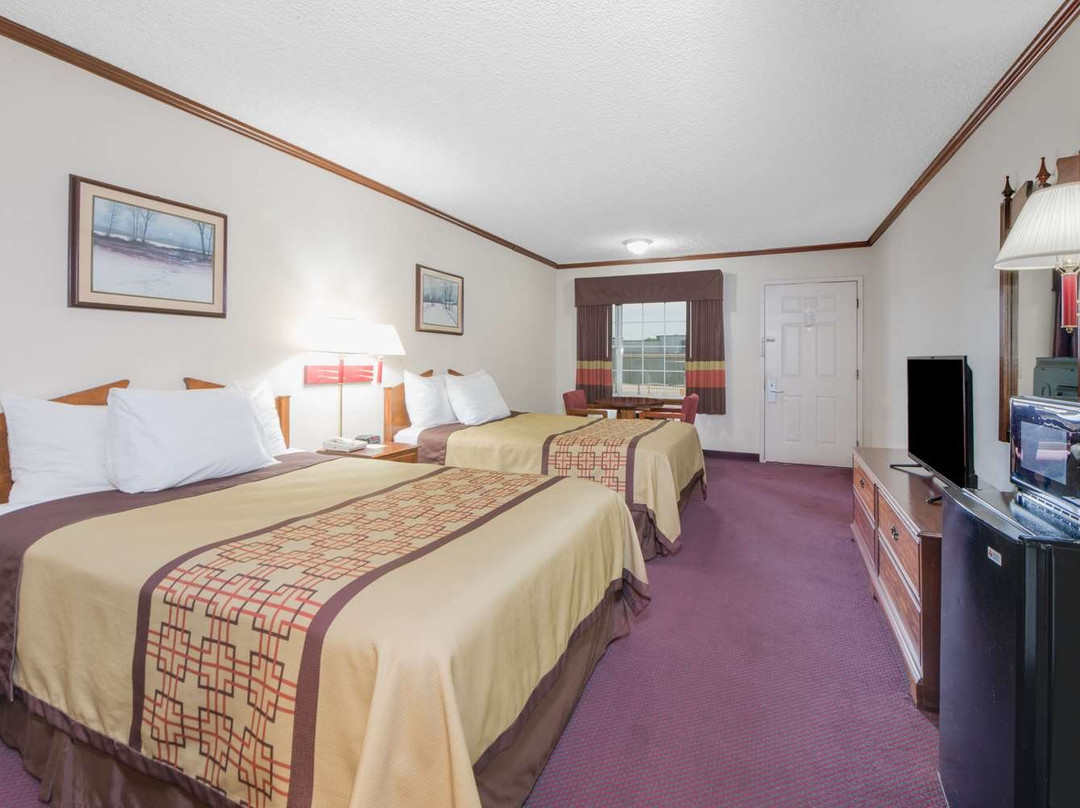 Days Inn by Wyndham Monett主图